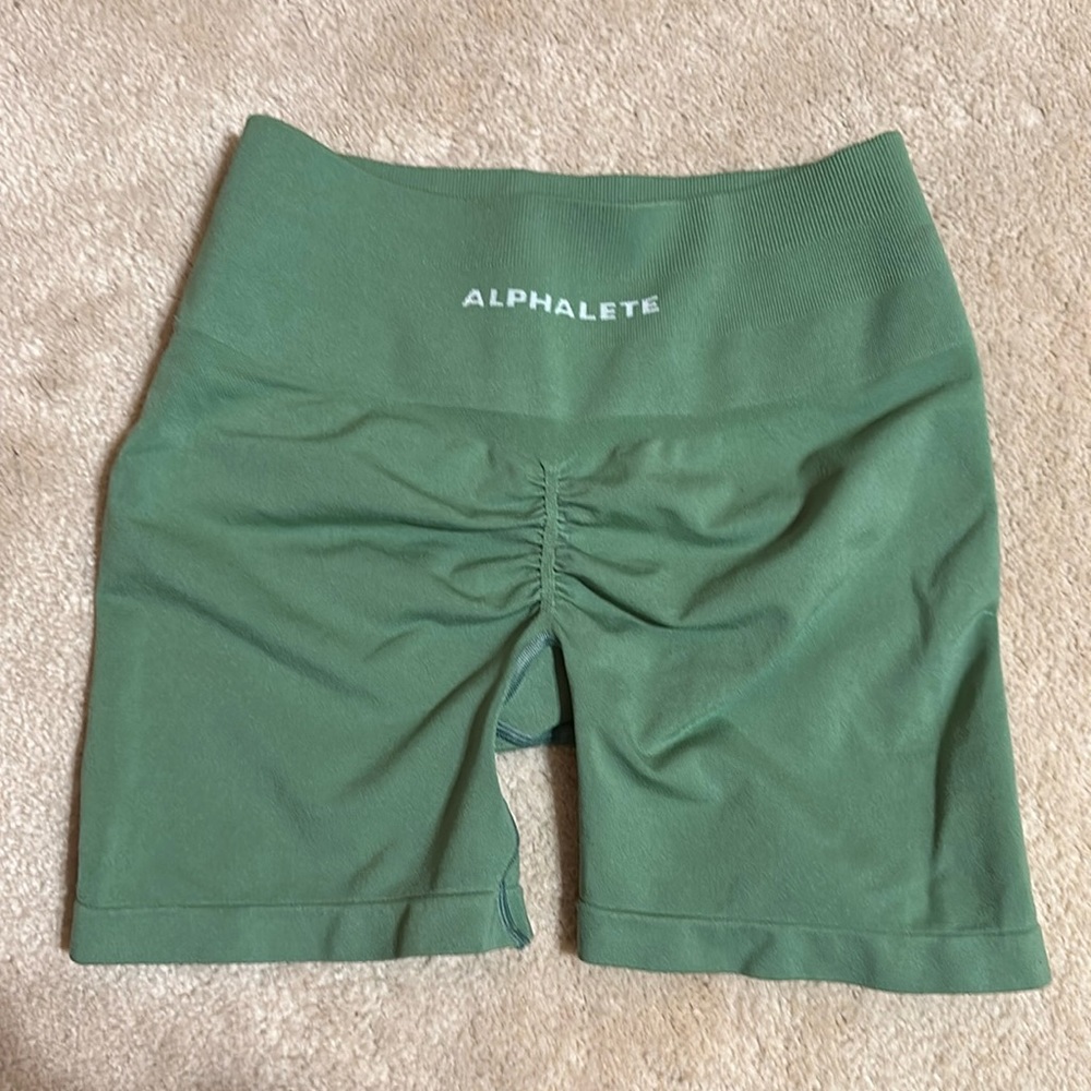 Aplhalete Amplify Shorts